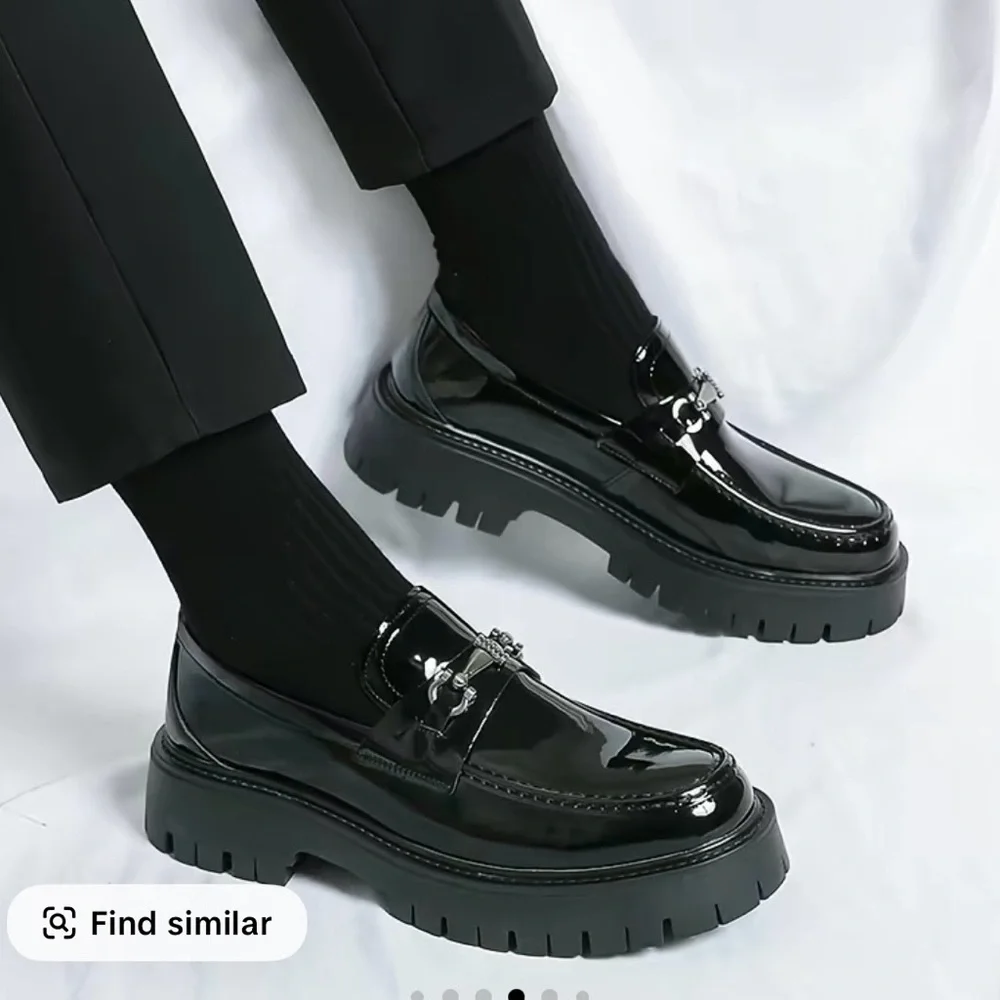 Men’s Loafers - Picture 1 of 6